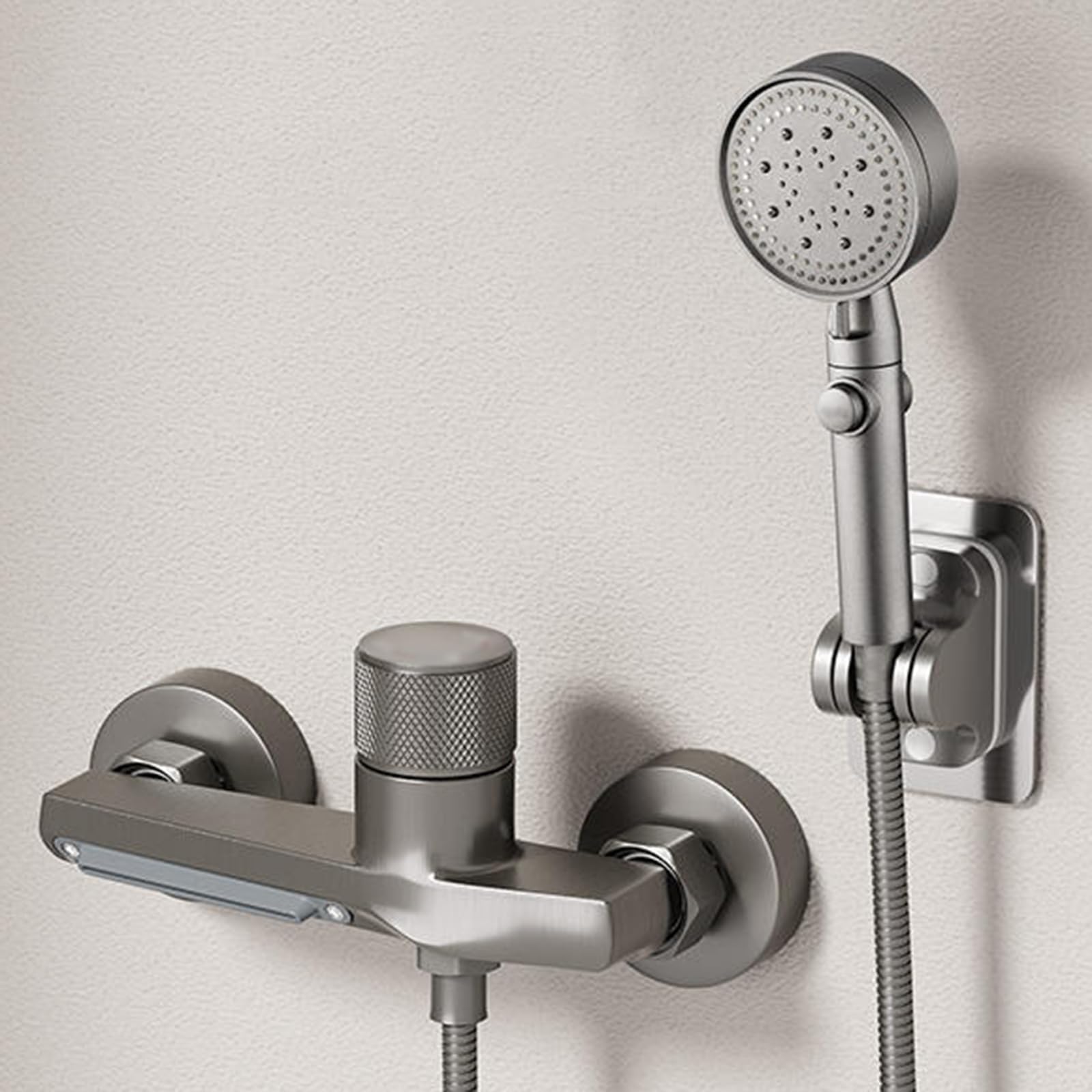 Robinet mitigeur de baignoire pour en finir avec les réglages d'eau compliqués