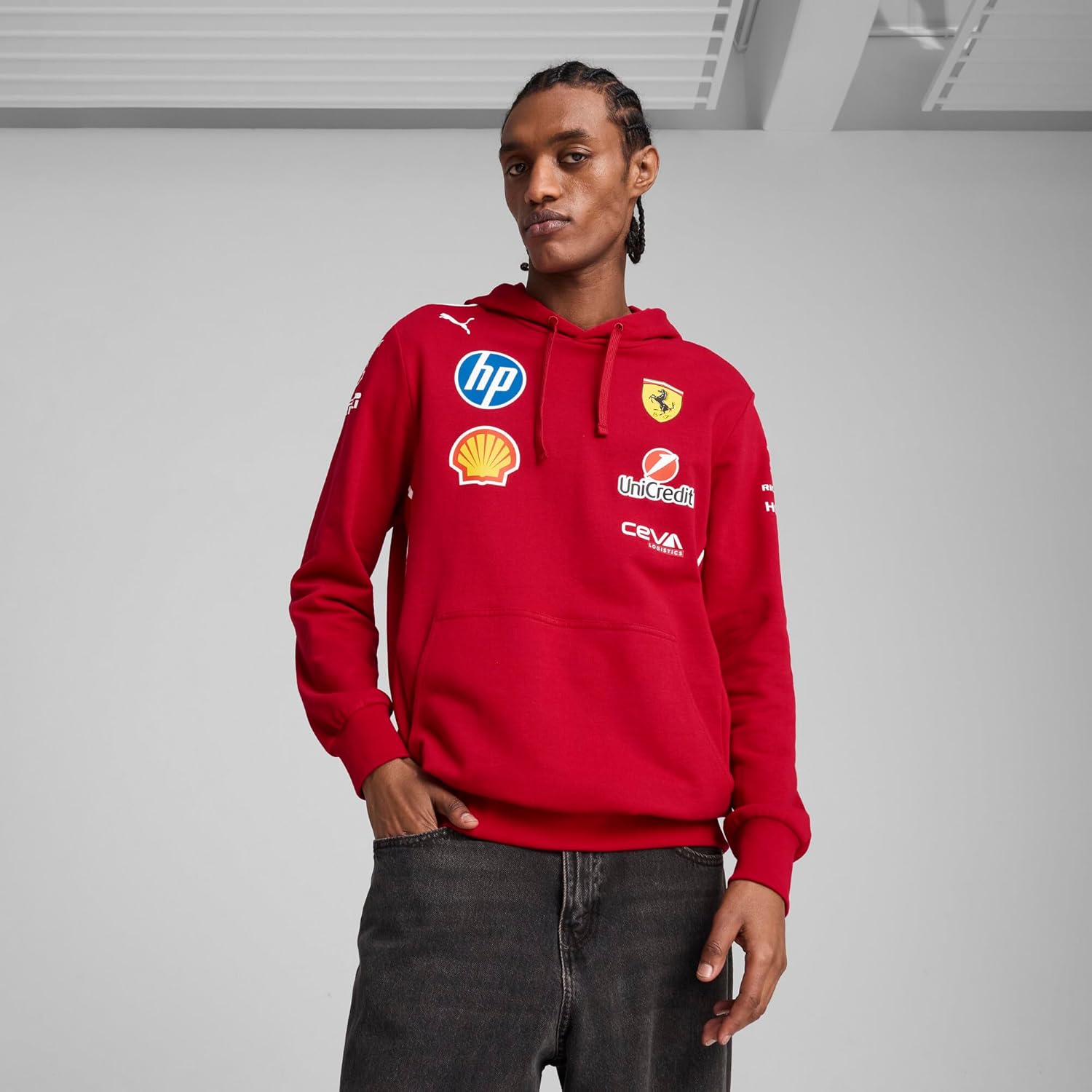 Ferrari F1 2025 Team Hoodie in Dark Cherry