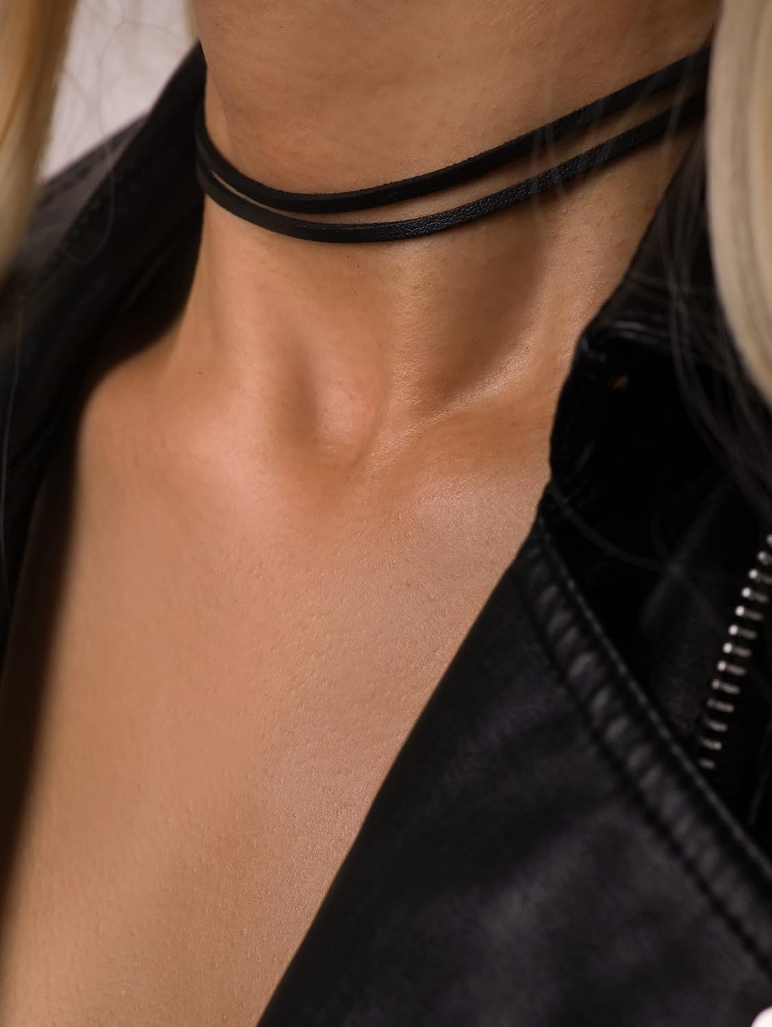 Sacina Goth Hippie Black Faux Leather Choker, Dainty Choker Necklace for Women, Gothic Boho Necklace, Halloween Christmas Jewelry Gift For Women