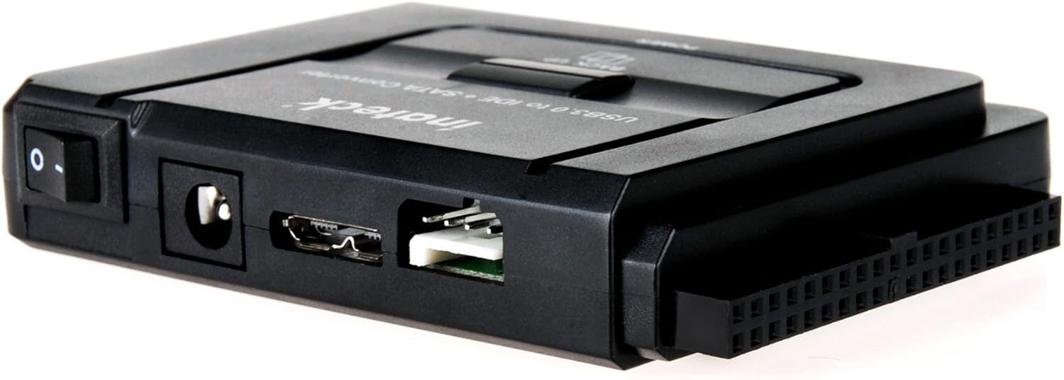 Inateck UA2001 adapter connected to multiple hard drives