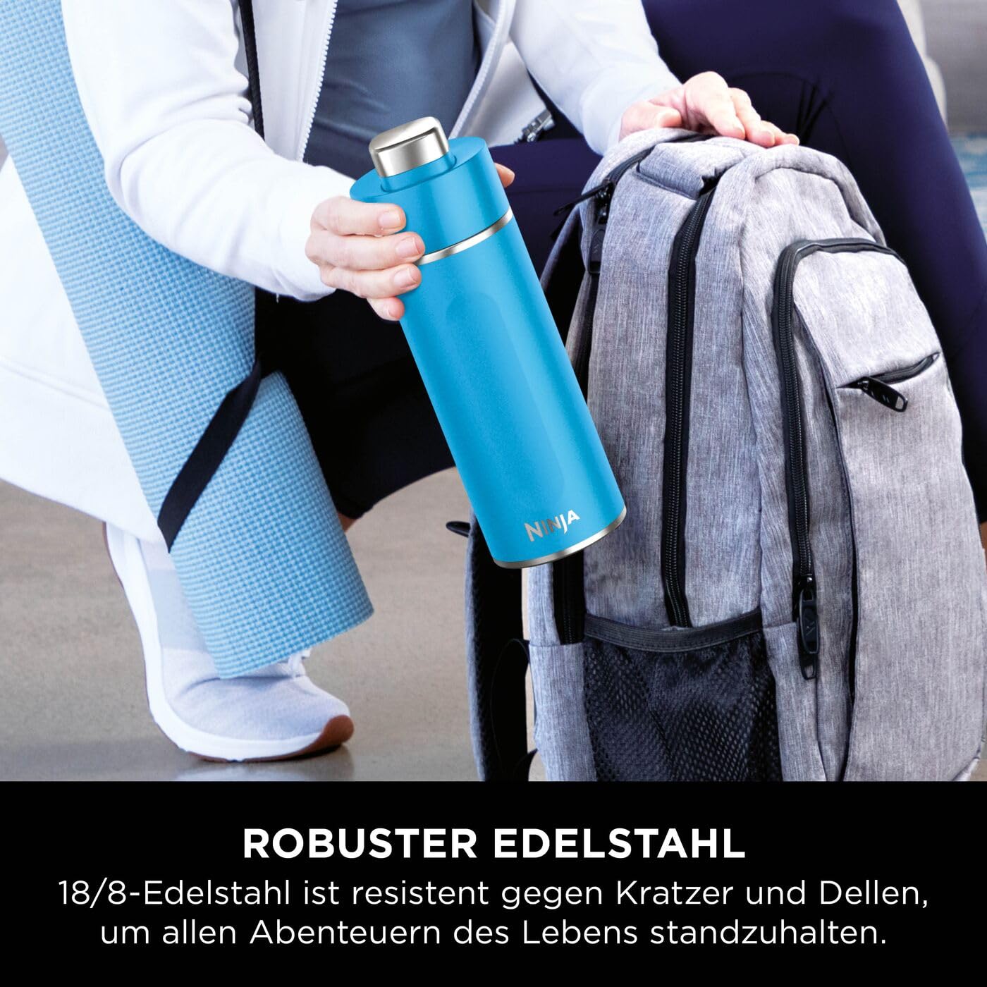 Ninja Thirsti Wasserflasche, Thermobecher to go, auslaufsicherer Deckel | 700ml, für kohlensäurehaltige, heiße & kalte Getränke, dreifach isolierter Travel Mug, Edelstahl, Tropenblau, DW2401EUUKSB