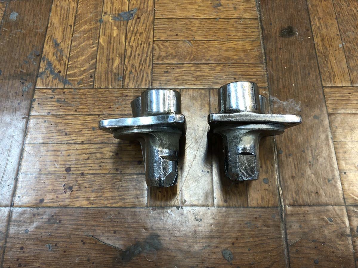 50s ハーレー　パンヘッド　純正タペットブロック 50s ハーレーパンヘッド純正タペットブロック