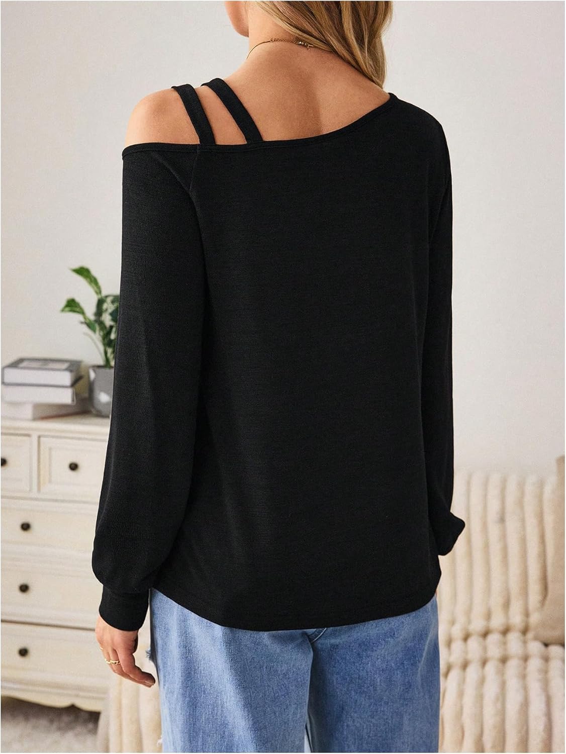 SOLY HUX Women's Graphic Tees Y2k Gothic Cold Shoulder Long Sleeve Vintage T Shirt Asymmetric Neck Streetwear Tops - Image 4