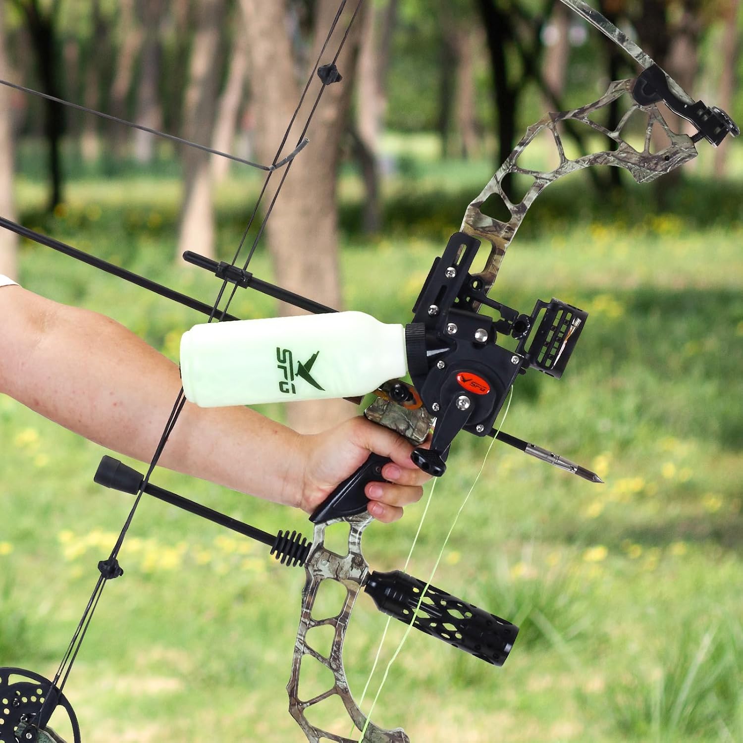 FENJANR Archery 6Pcs Bowfishing Arrows 31.5inch Solid Fiberglass Arrow with Fish Broadhead for Recurve Bow and Compound Bow Fishing Hunting