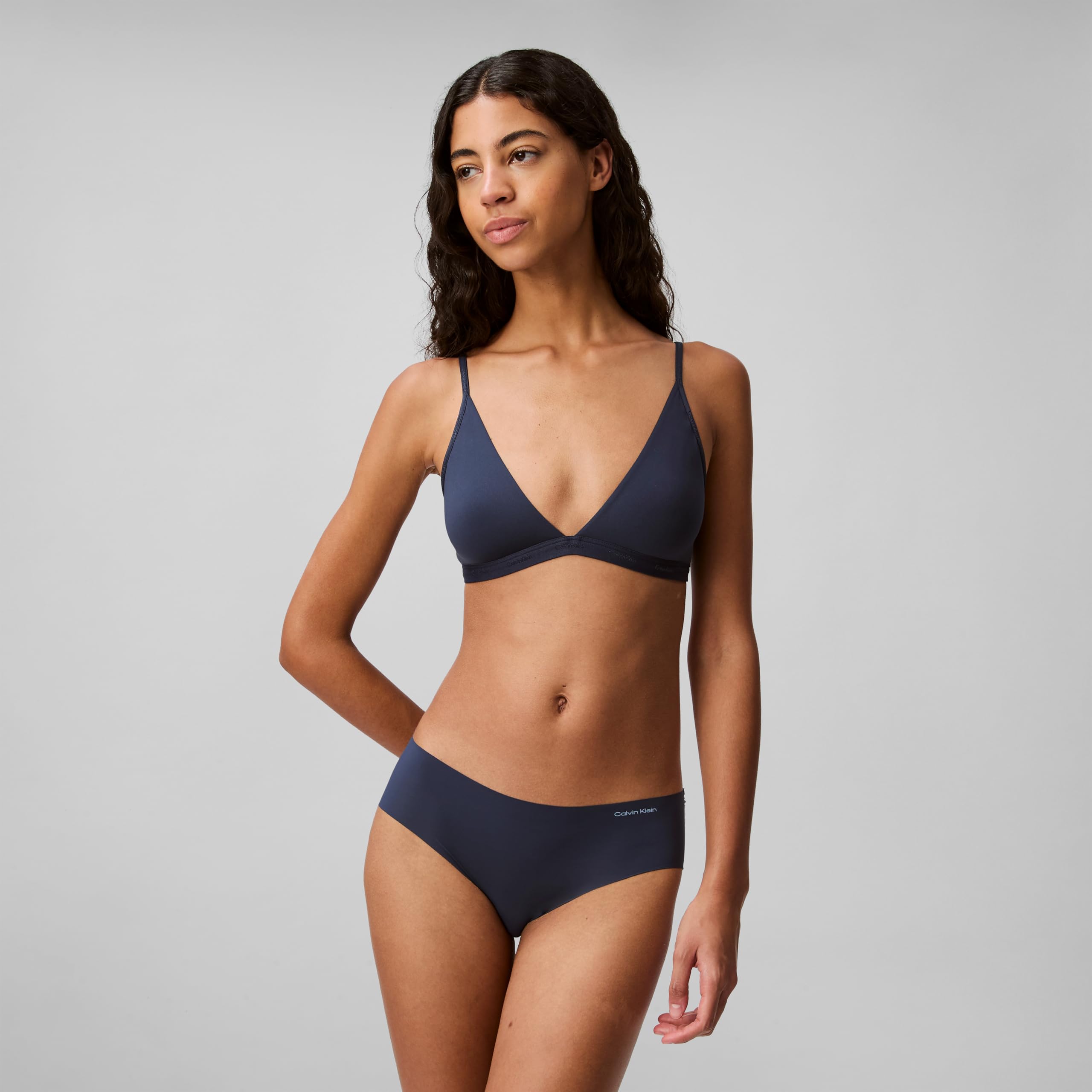 Calvin Klein Form To Body Lightly Lined Triangle Bralette Sujetador, Opaco para Mujer