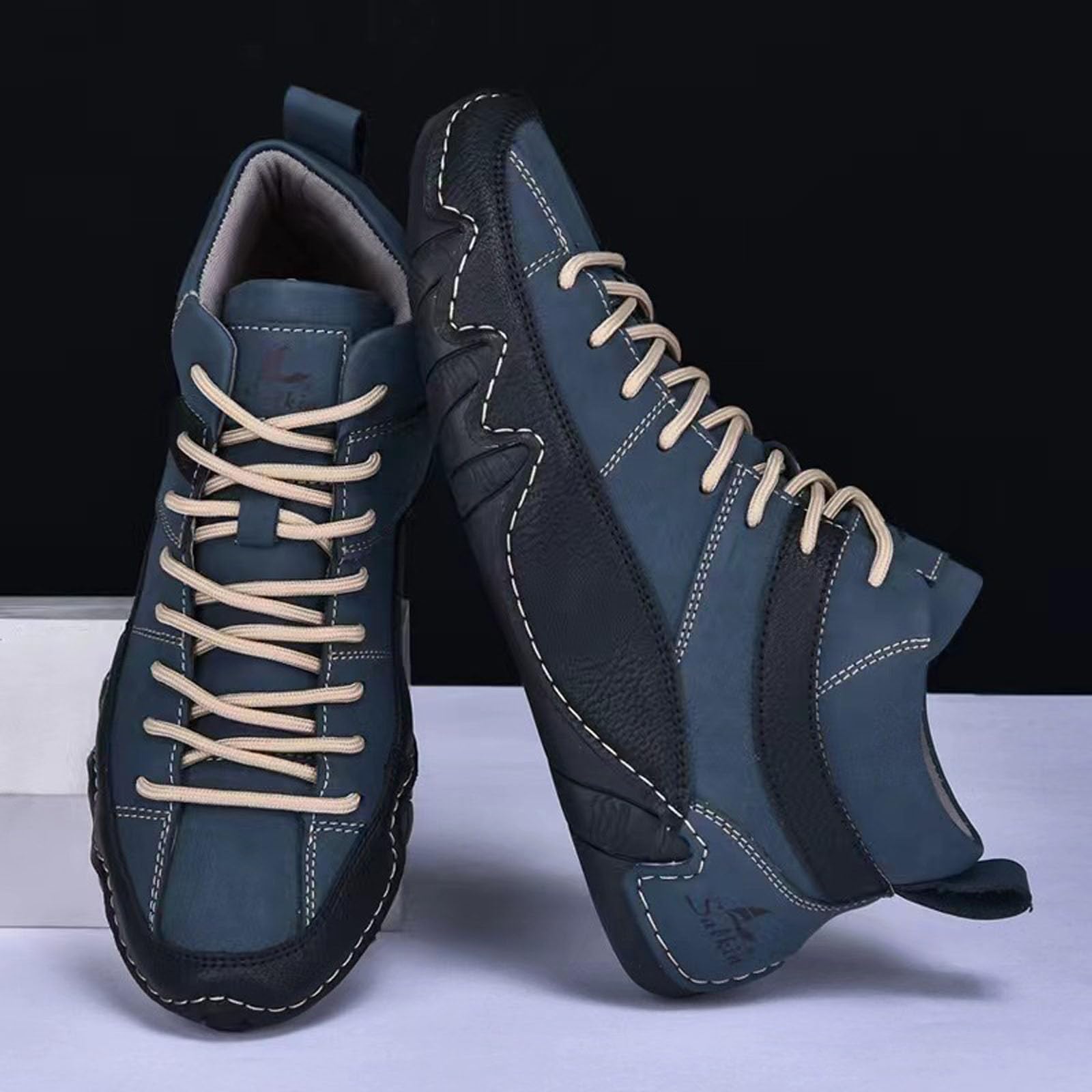 Zapatillas Deporte,Botas Casuales de Cuero para Hombre, caña Alta, Costuras Hechas a Mano, cómodas, sin Cordones, Zapatos de tacón Plano para Uso Diario con Jeans en otoño e Invierno.