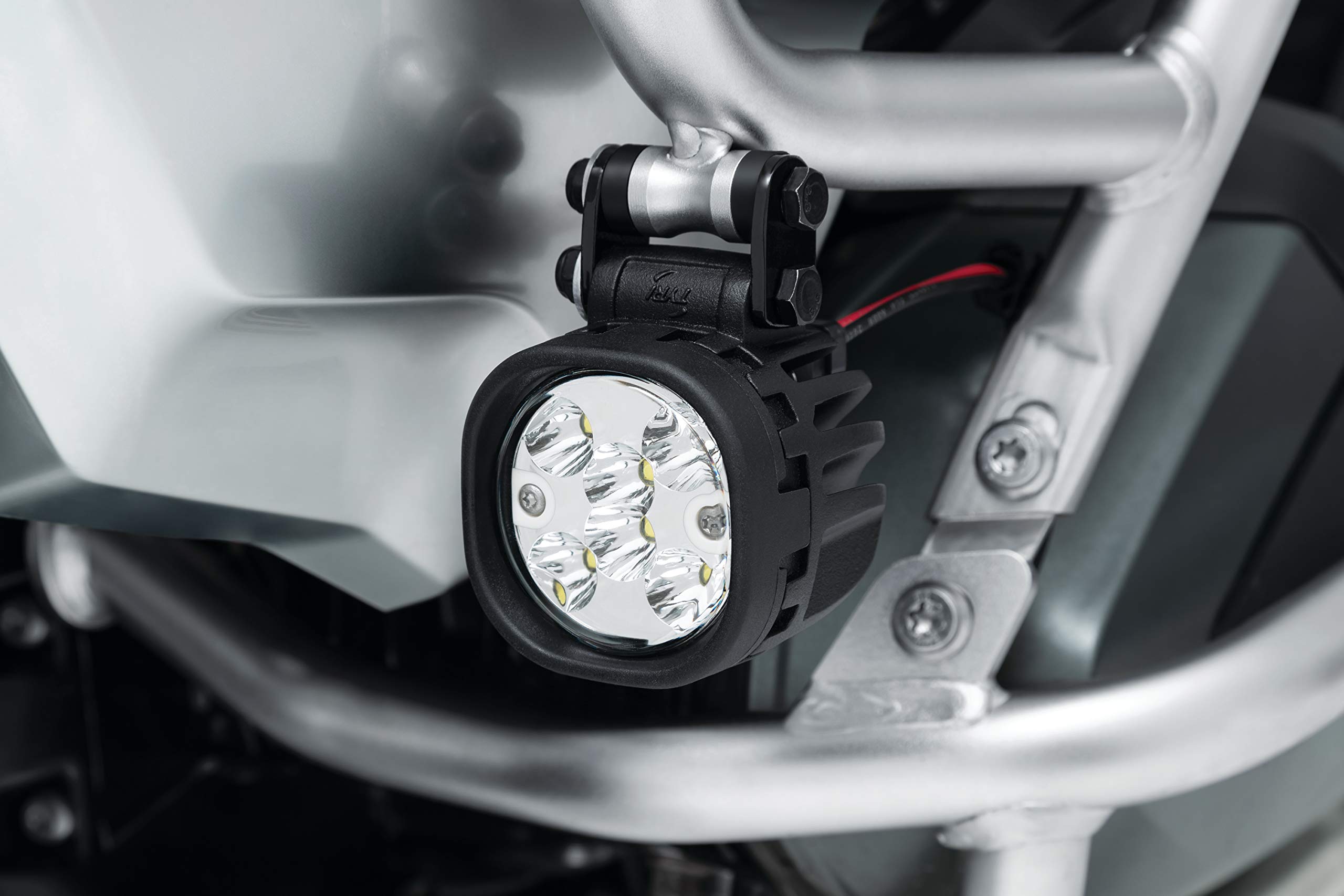 Kuryakyn 3008 Motorcycle Lighting Accessory: Lodestar 750 Lumen High-Output Driving Lights, Spot Beam, 1 Pair