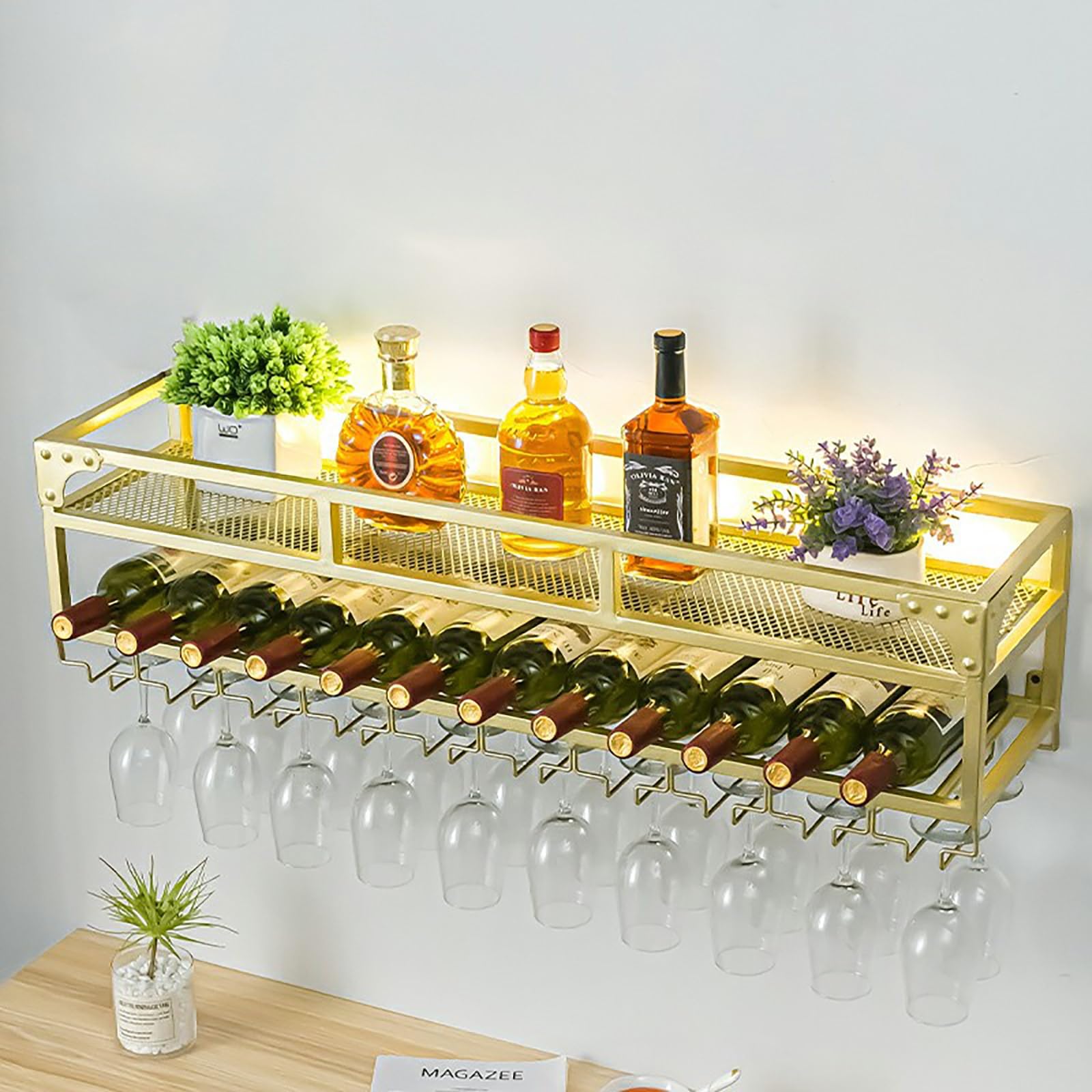 Étagère flottante pour bouteilles de vin et verres pour sublimer l'ambiance de votre cuisine
