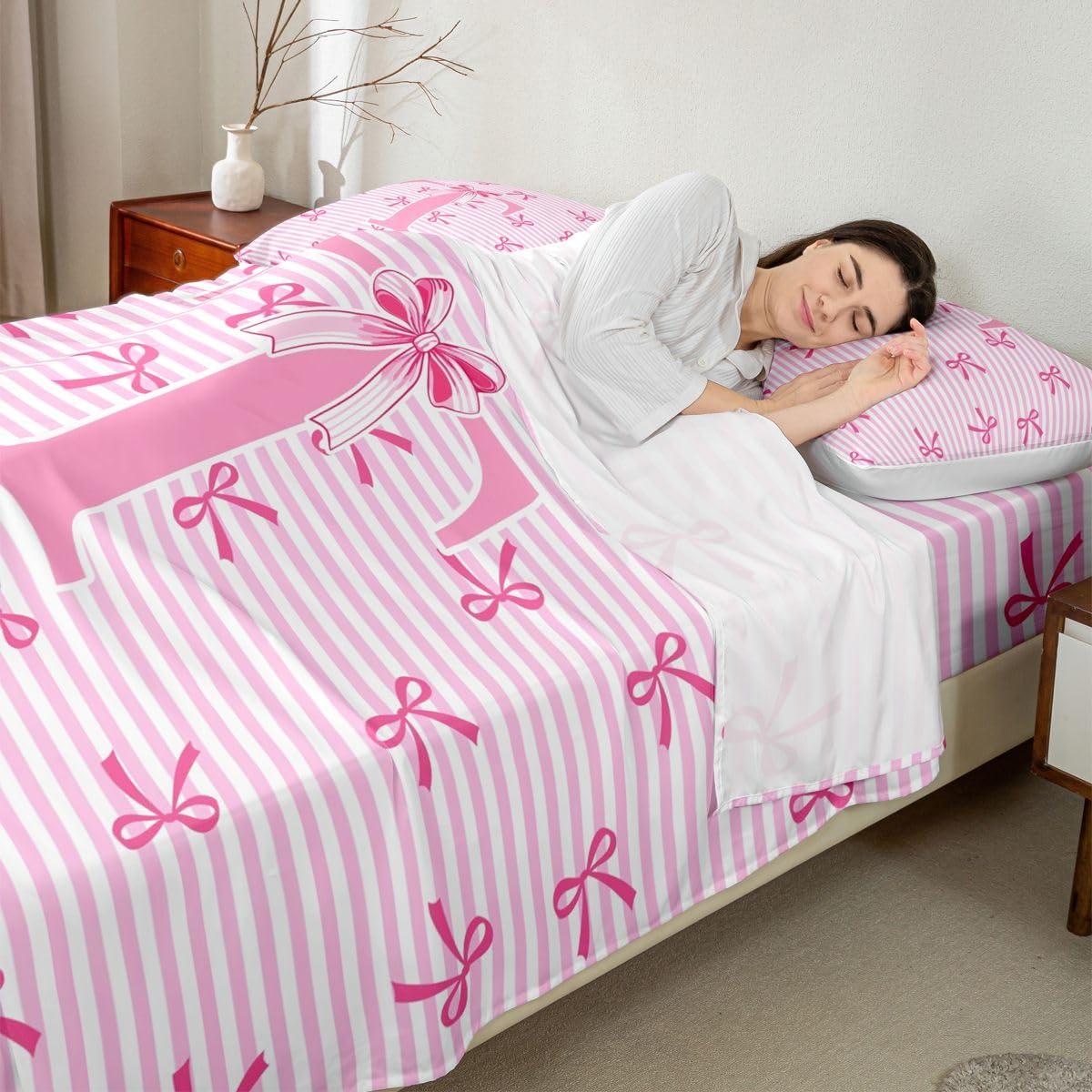 Homewish Monogram litera T zestaw pościeli podwójna urocza różowa kokarda prześcieradła kawaii kokardka w paski pościel - marzycielska księżniczka kokardki zestaw pościeli 4 sztuki