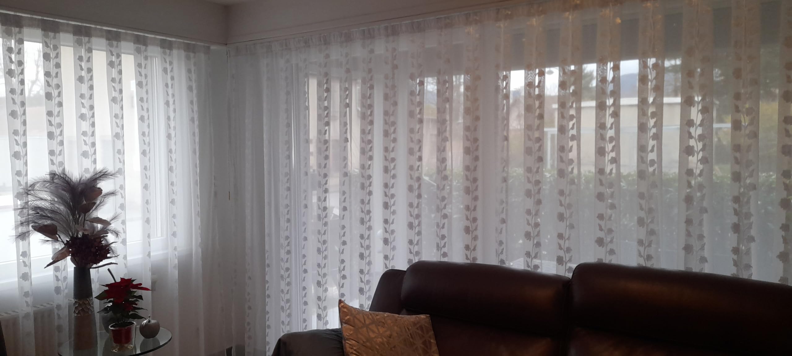TRINGLE DECO Rail PVC Blanc de 200 cm tout équipé (glisseurs, embouts, arrêt, vis, chevilles, cache vis) pour rideaux 2 voie avec profil de décoration blanc
