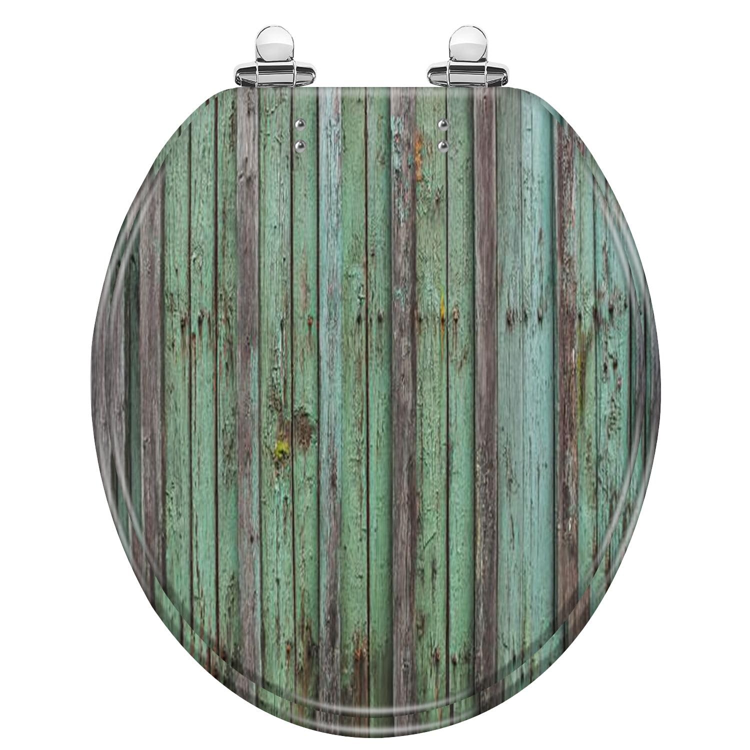 Abattant de toilette rond en résine. Belle texture de bois provenant de vieilles planches de bois à la peinture patinée. Fermeture lente et silencieuse. Charnières à dégagement rapide. Butoi