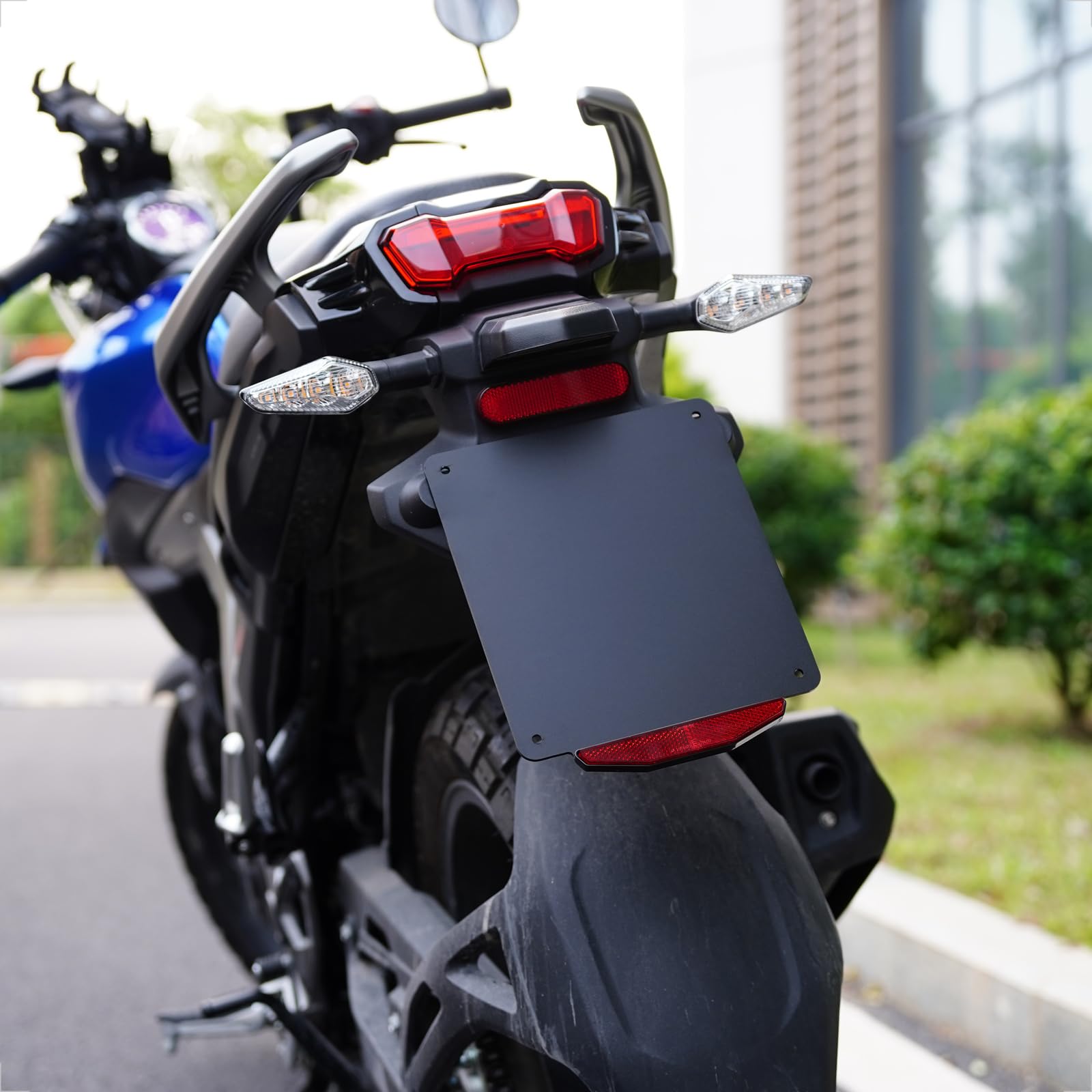 evermotor Porta targhe Moto 200x180mm, Supporto targa in alluminio per portatarga di Motocicletta, con catadiottro Moto omologato Occhi di Gatto posteriori da 125 mm