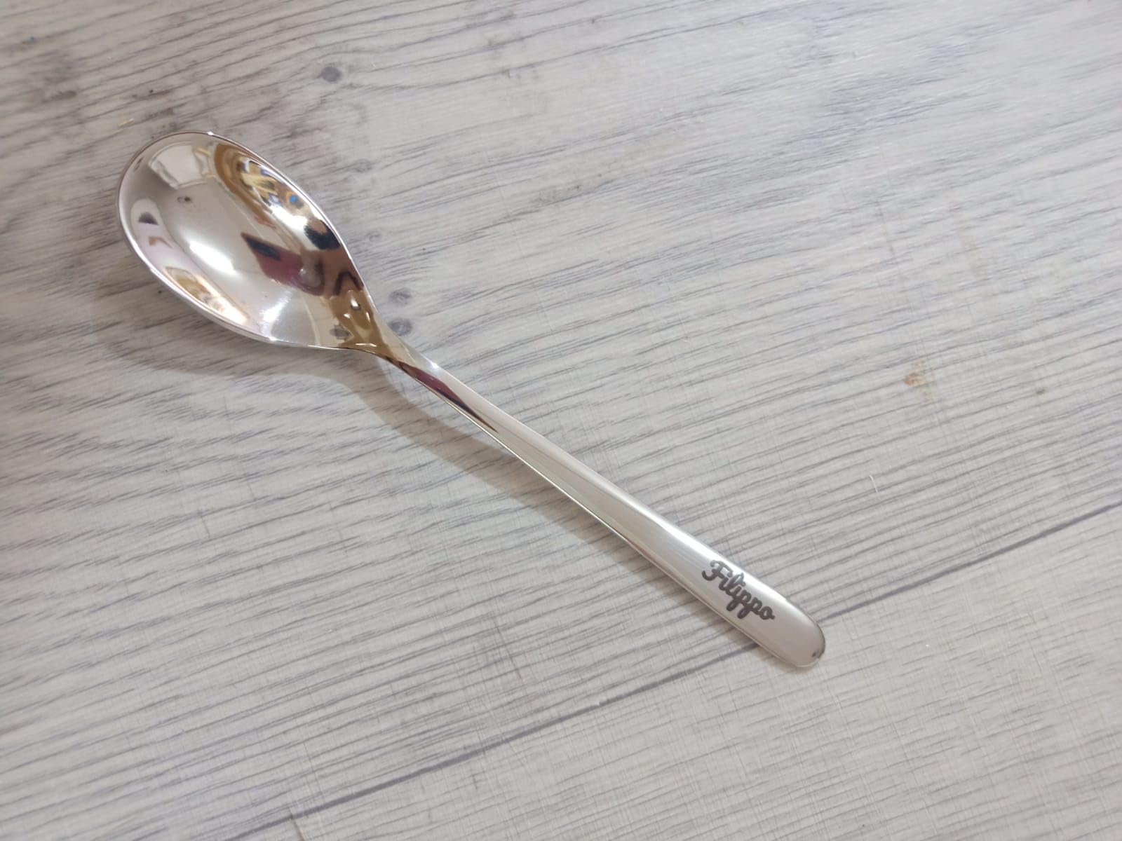 Cucchiaino Personalizzato con incisione per eventi | Acciaio inox 18/10 | Elegante bomboniera per eventi con testo a scelta | Puoi aggiungere anche confetti in sacchetto.