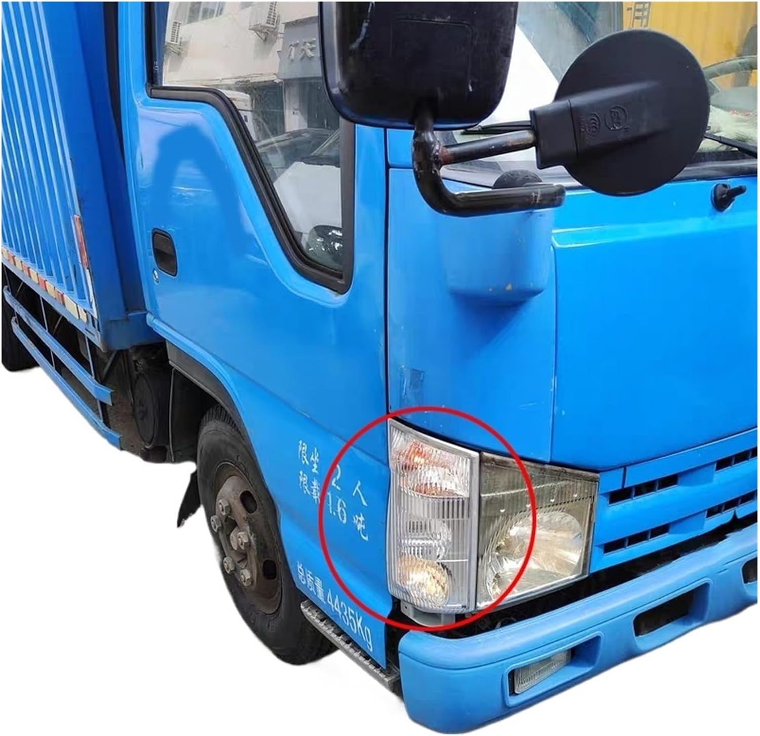 Car Front Fog Light Side Corner Light Turn Signal Light Side Light Side Marker Headlight Fog Lamp Assembly Compatible with Isuzu 100P Truck(Right Side)