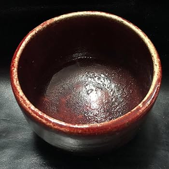 美しい古美術◼️蔵から宝石のルビーの様な美しい深紅の抹茶茶碗が出て来ました。 Amazon.co.jp: 美しい古美術蔵から宝石のルビーの様な美しい深紅