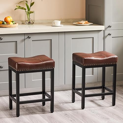 Sweetcrispy Juego de 2 taburetes de bar, altura de mostrador de 24 pulgadas, taburetes de bar modernos de piel sintética con base de metal y