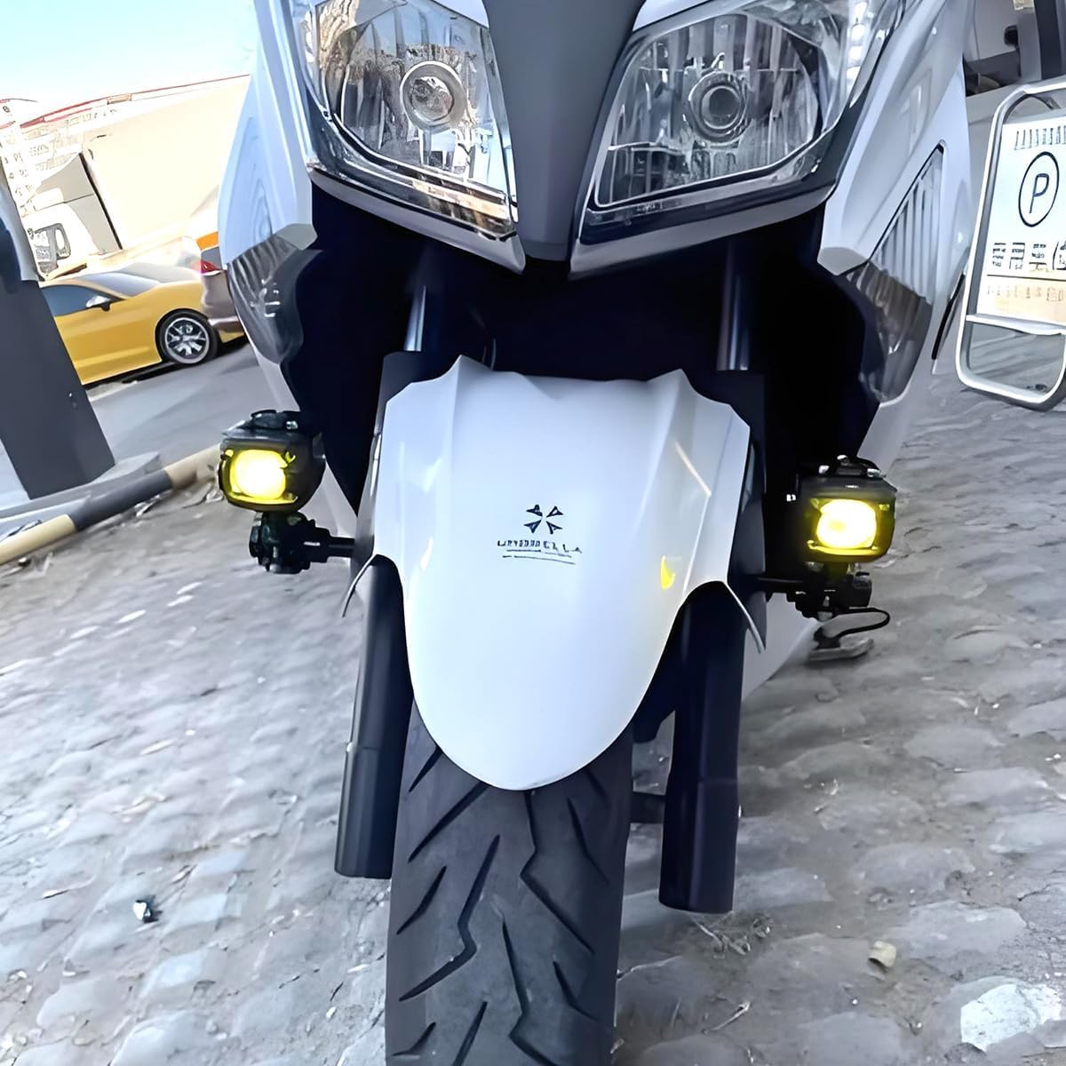 Uchwyt do reflektorów motocyklowych, uchwyt na reflektory, uchwyt na błotnik motocykla, uchwyt do reflektorów motocyklowych, do otworu M8/M6