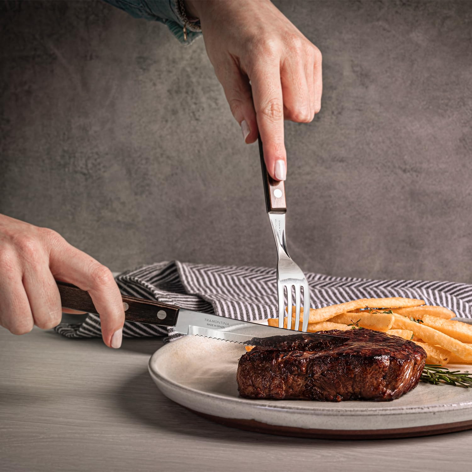 Amazon.com: Tramontina Cutlery Set with Steak Knives, 12 Piece