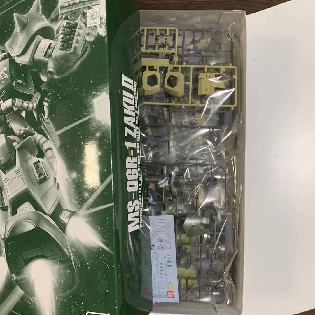 Amazon.co.jp: MG 1/100 MS-06R-1 ブレニフ・オグス専用ZAKU II
