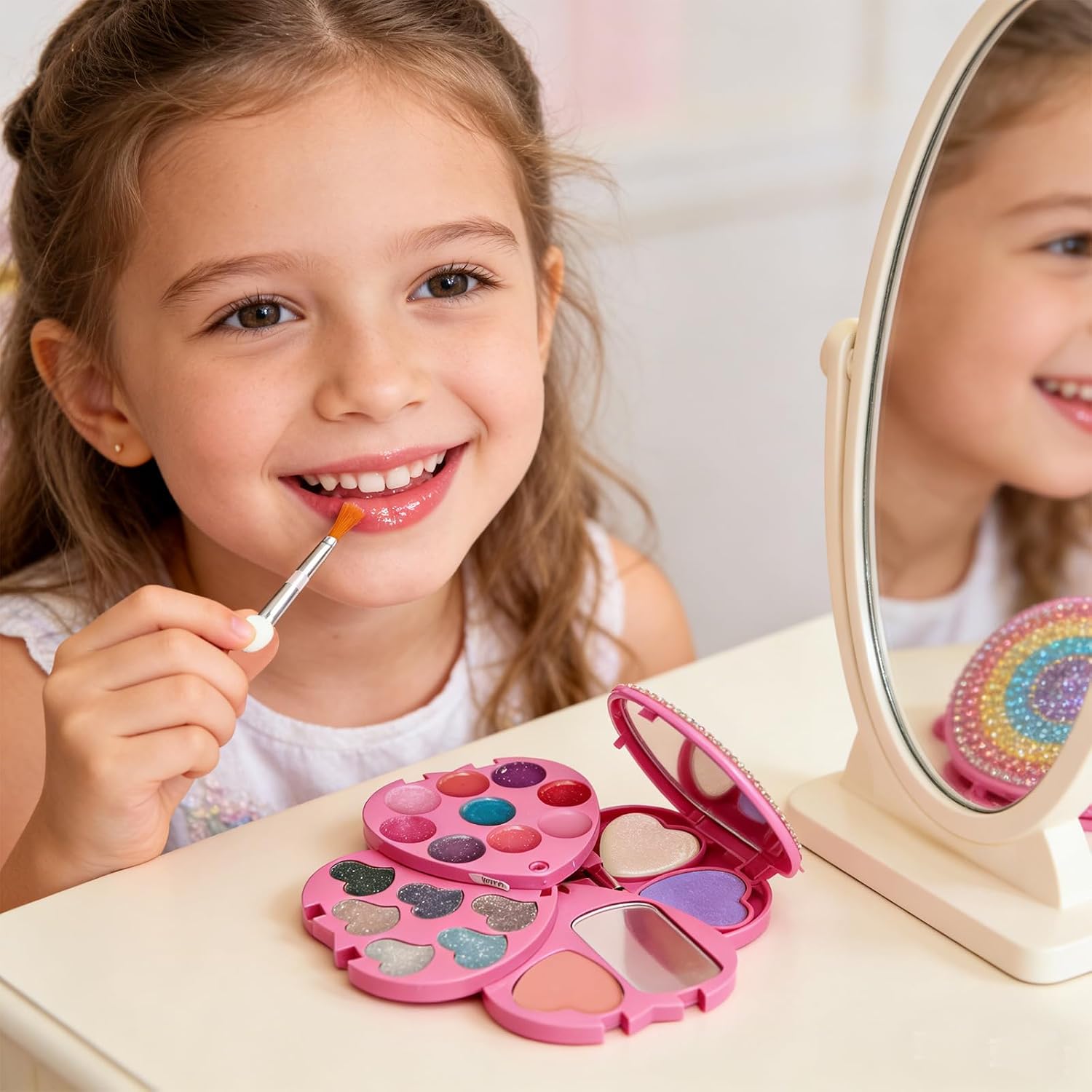 Mebtmel Heart Shape Kids Makeup Kit