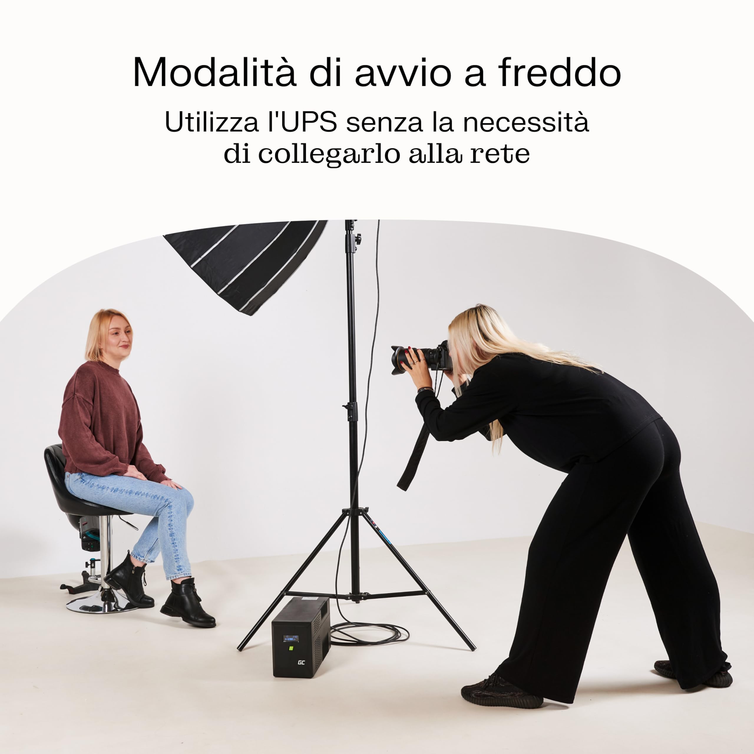 Green Cell PowerProof Gruppo di continuità UPS 2000VA/1200W con display LCD, onda sinusoidale modificata, protezione sovratensioni, alimentazione di emergenza, USB/RJ45, 4 prese Schuko + IEC