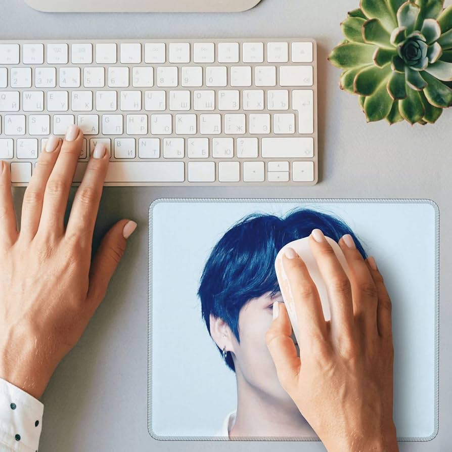 BTS ジョングクマウスパッド Amazon.co.jp: ジョングク マウス