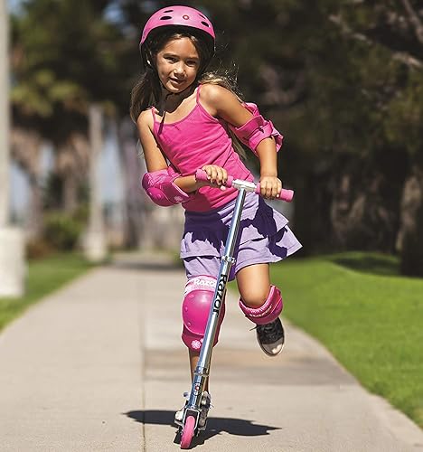 Miniatura 3 de Razor AW Kick Scooter para niños  Barra de ruedas, plegable, ligera, altura ajustable, para ciclistas de 5 años en adelante, y hasta 143 libras