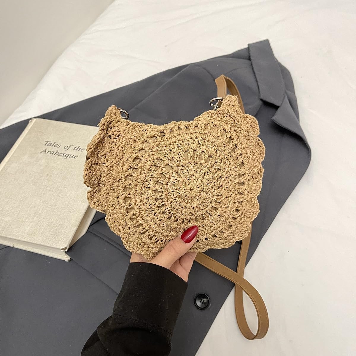 beach bag Fashion Hollow Woven Shoulder Bag For Women Handmade Crossbody Summer Beach Flip Button Handbag straw