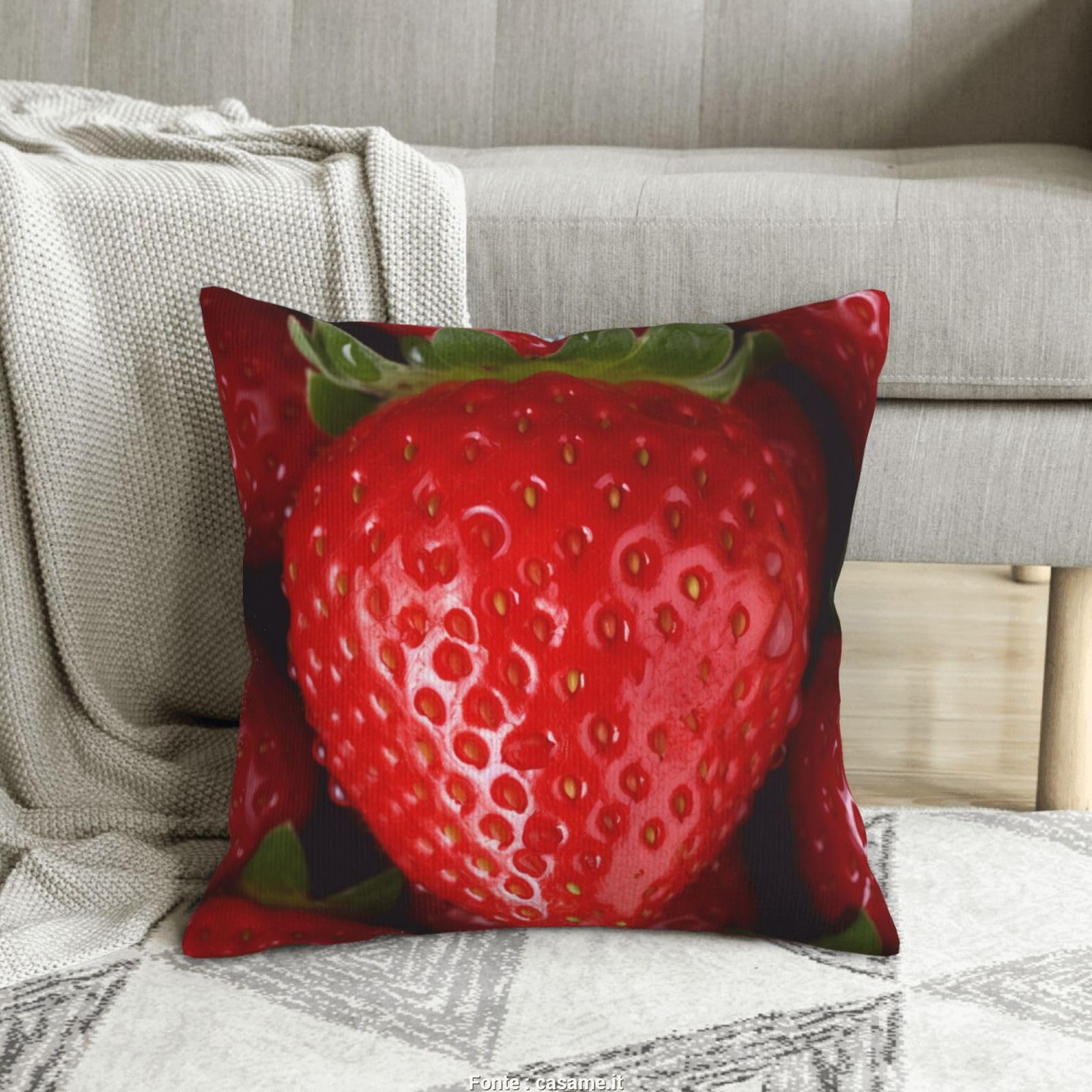 Housses de coussin velours côtelé rouge fraise : redonnez vie à votre canapé