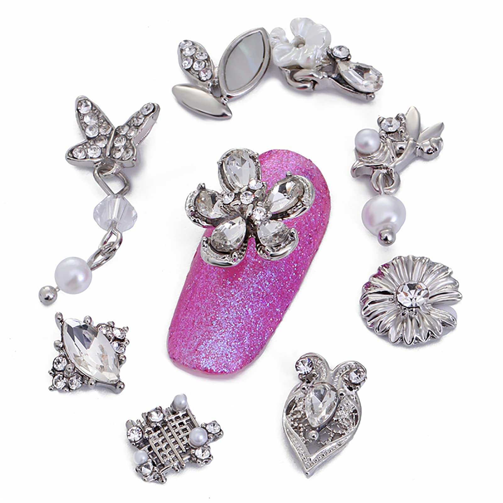 Strass nail art pour briller en soirée avec 100 bijoux de décoration