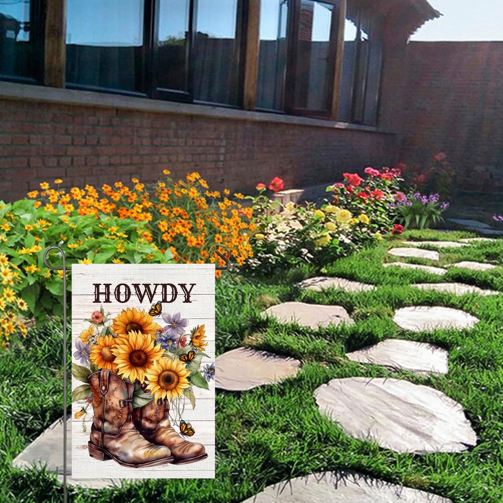 Howdy Gartenflagge Mit Sonnenblumen & Cowboystiefeln – Doppelseitig, 30,5x45,7cm | Wetterfest & Dekorativ