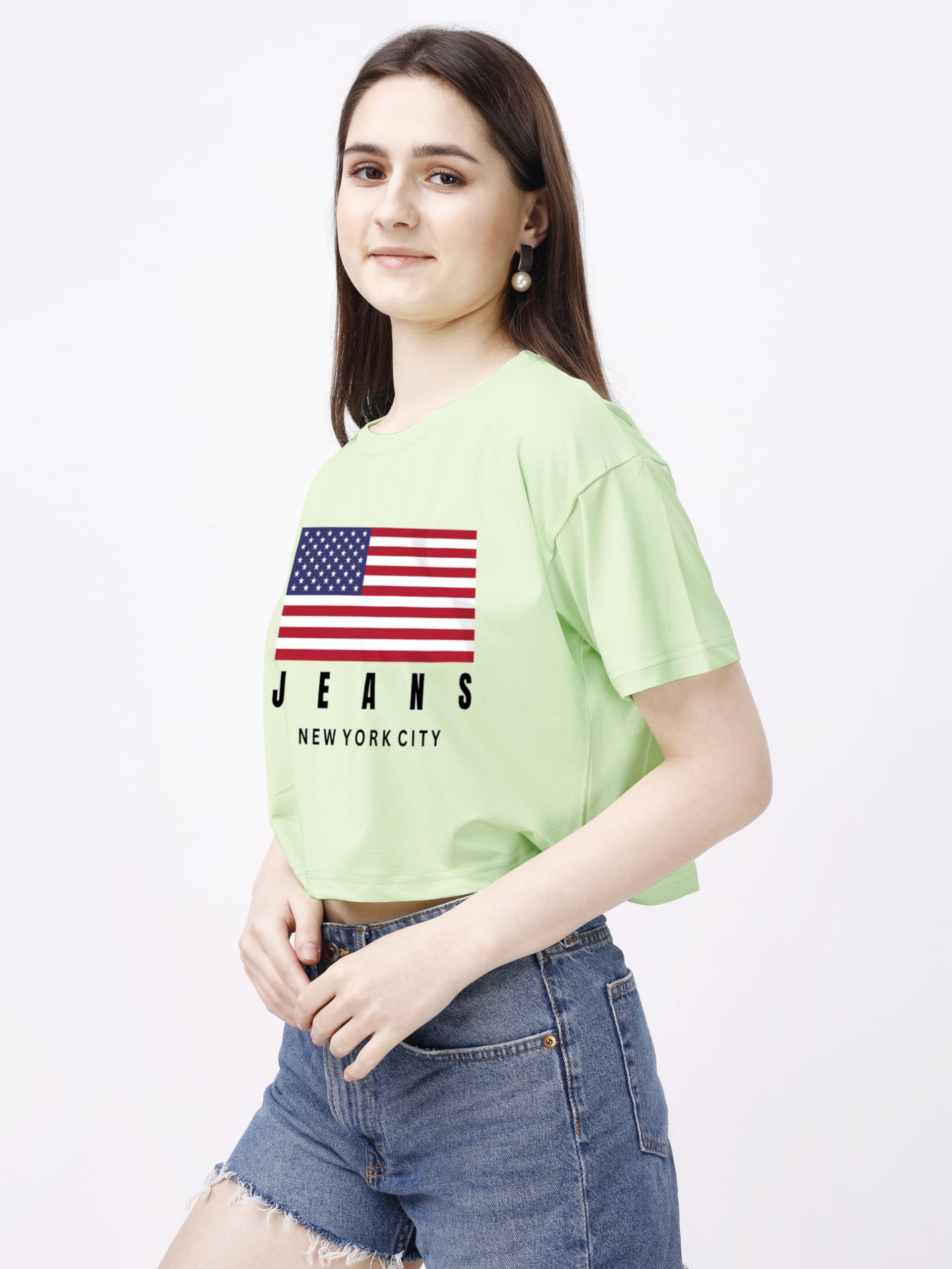 ELLITI Media manga de algodón suave y rico | Cuello redondo | Ajuste holgado | Soldadura de plumón | Camiseta corta con estampado de flage de EE. UU. para mujer