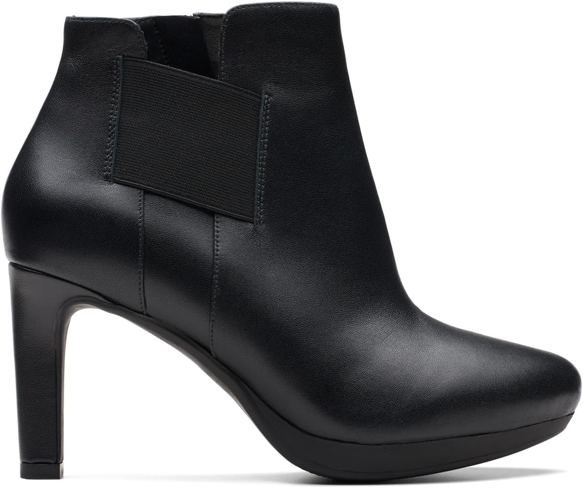 Clarks womens Ambyr Rise - Image 2