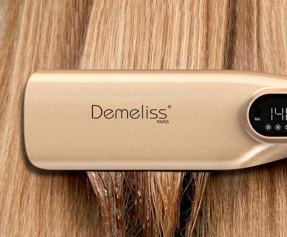 Demeliss Lisseur Séchant Liss & Dry – Fer à Lisser 2-en-1 – Sèche, Lisse - Cheveux Humides – Moteur Digital BLDC Puissant – Lissage Rapide – Accessoire Coiffure Femme - Trousse Thermorésistante