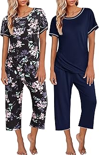 2 Pack Women's Pajamas Short Sleeve Sleepwear Tops and Capri Pants Pjs