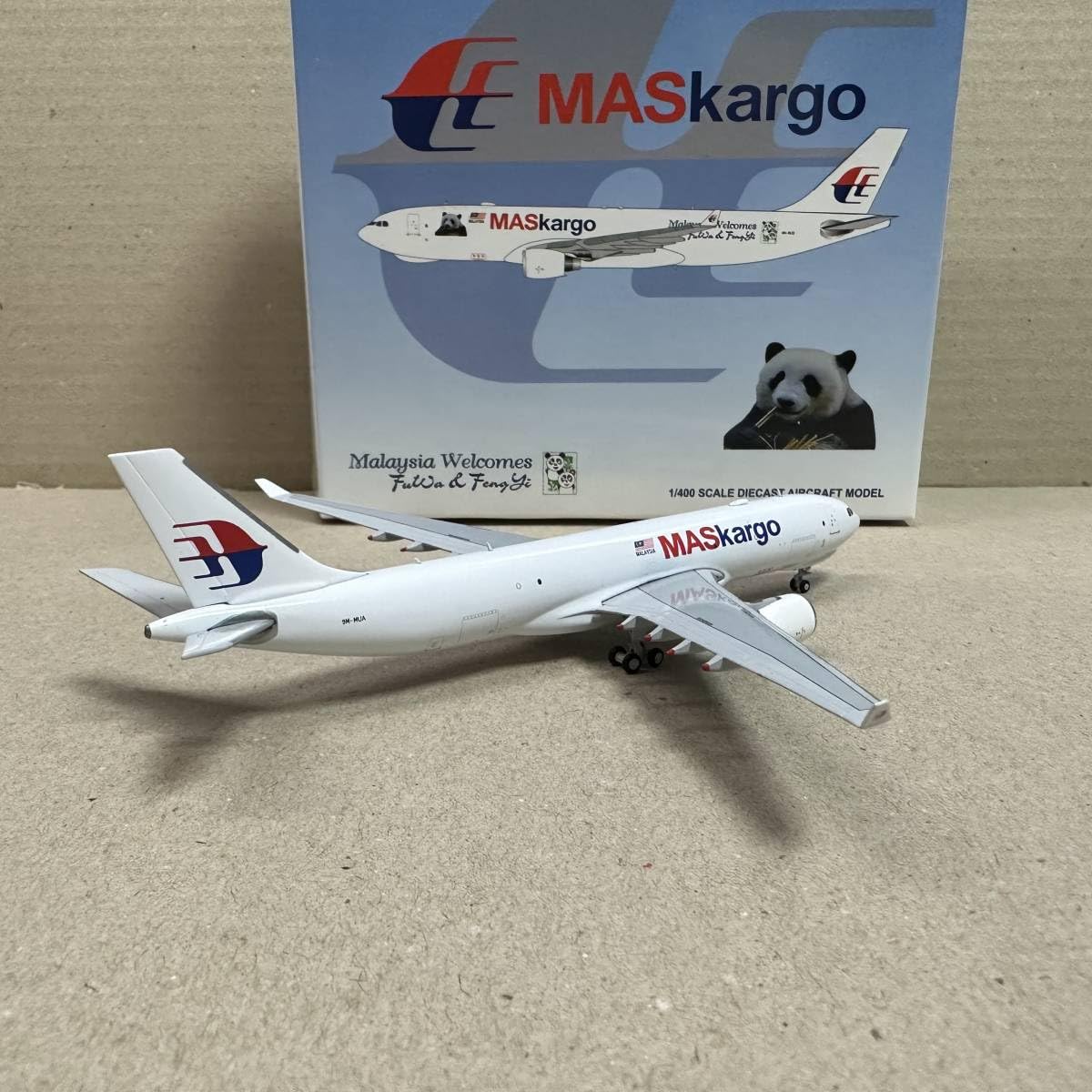 Amazon.co.jp: JCWings 1/400 A330-200F MASKargo 9M-MUA マレーシア