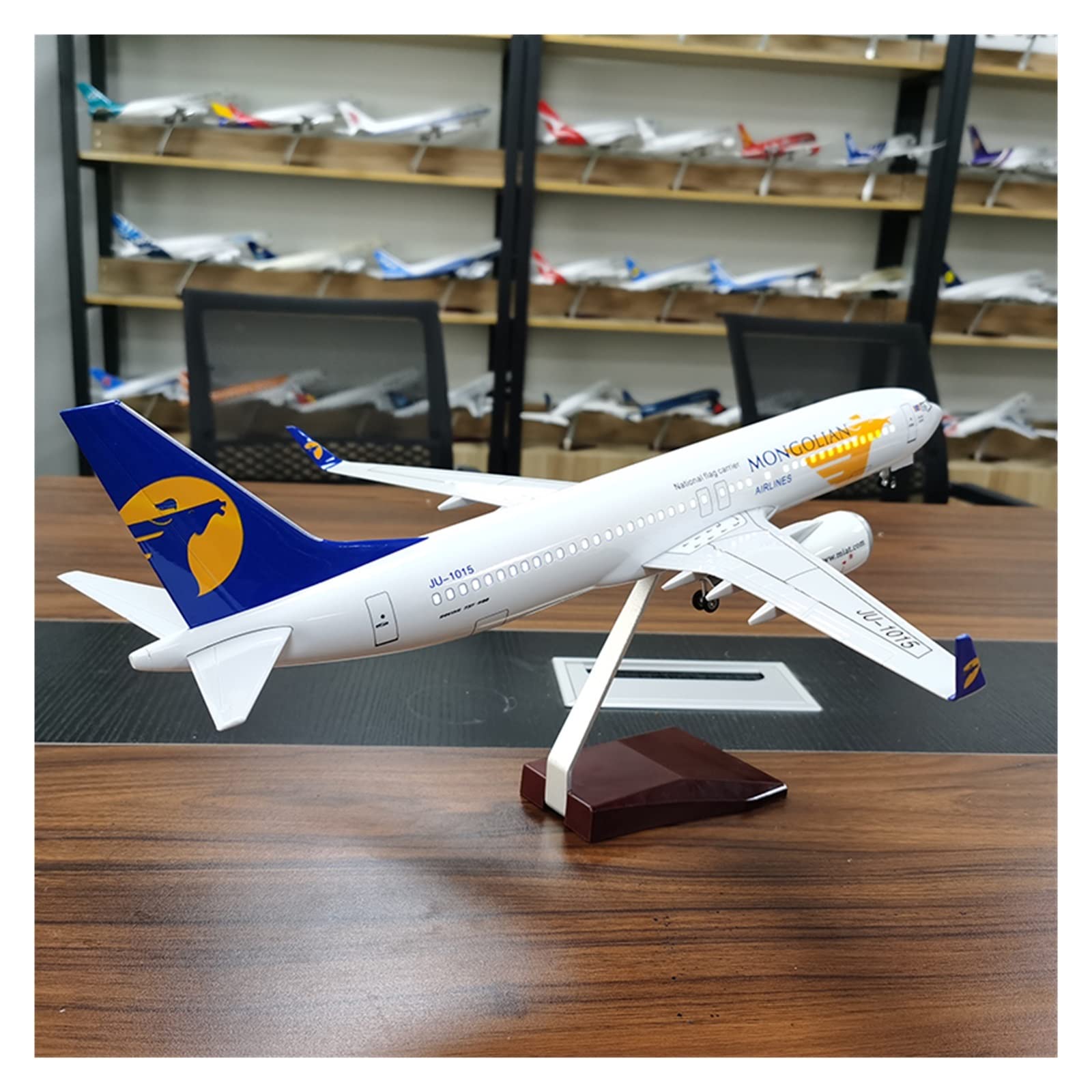 47CM pasuje do B737-800 lotnictwo lotnicze W światła i koła podwozie żywiczny model samolotu zabawka kolekcjonerski zestaw do gry Hobby