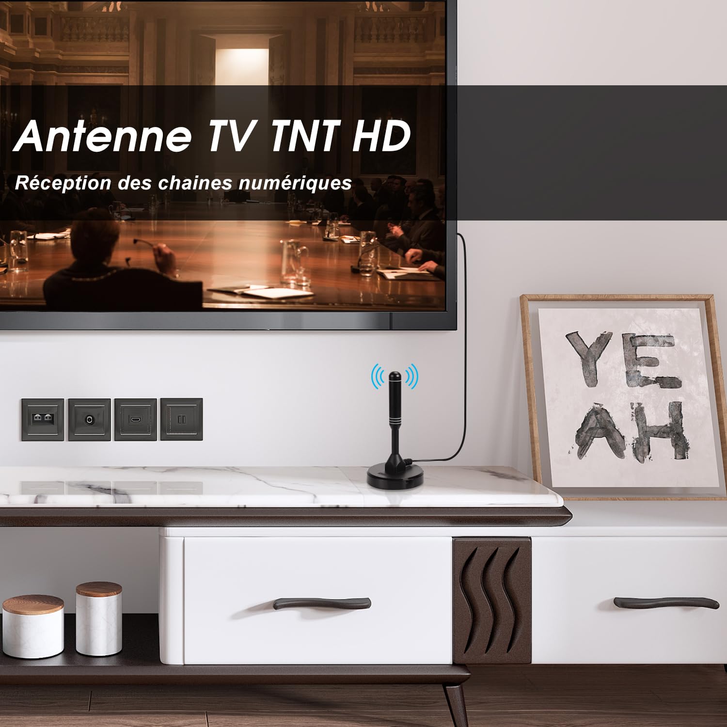 August DTA240 - Antenne TV Interieur TNT HD Puissante - Digital et Numérique UHD France, Magnétique Aimantée, Petite, Portable, Discrète, UHF VHF Salon, Caravane Camping-Car, 2m de câble - Noir