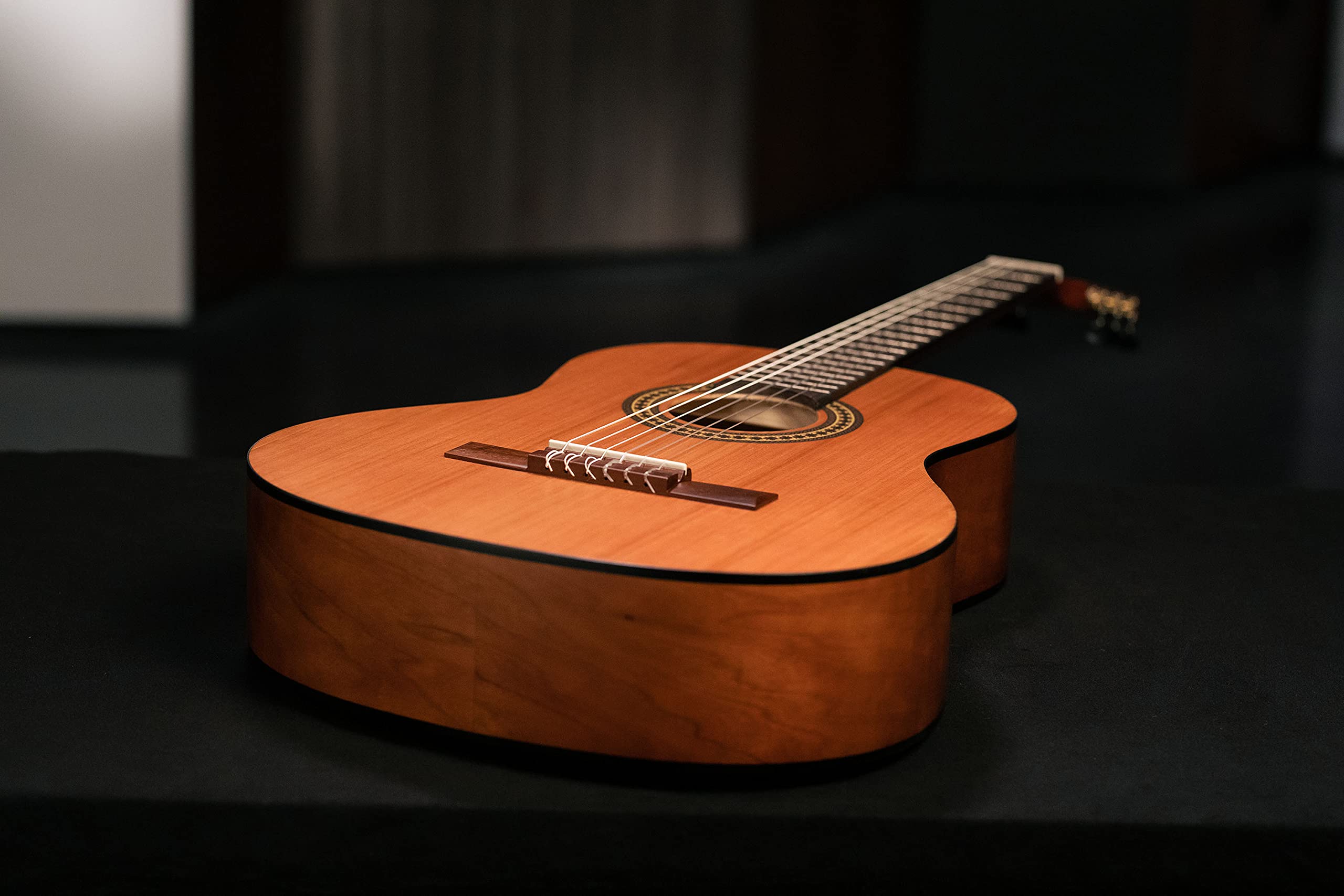 Ortega Guitars 4/4 Konzert Gitarre – Student Series – Zeder, Katalpa, Natur (RSTC5M) | Nylonsaitengitarre, Zederndecke & Katalpa-Korpus Satin-Finish