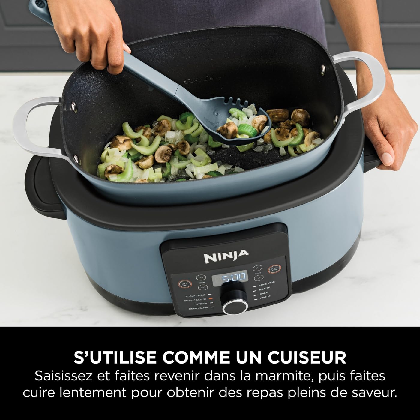 Ninja Foodi PossibleCooker 8 L, Multicuiseur et Mijoteuse 8-en-1, Cuve antiadhésive, Cuillère et Couvercle, Appareil de cuisson, Mijoter, Cuir à la vapeur, Saisir, Rôtir, 8 portions, Gris, MC1001EU