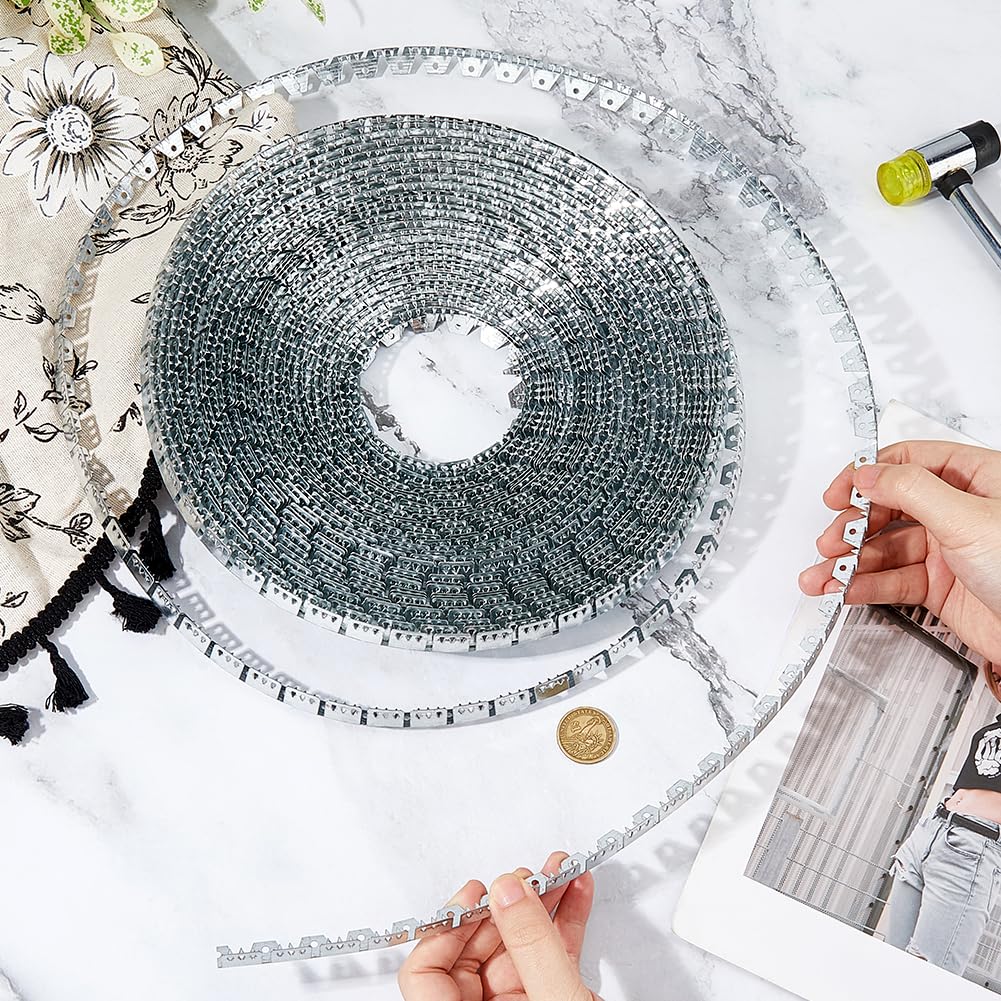 SUPERFINDINGS Tira de metal flexible con acolchado de 65 pies/20 m, curvada con mango ligero, de hierro de zinc para la reparación de muebles, sofás y sillas para bricolaje y bordes tapizados