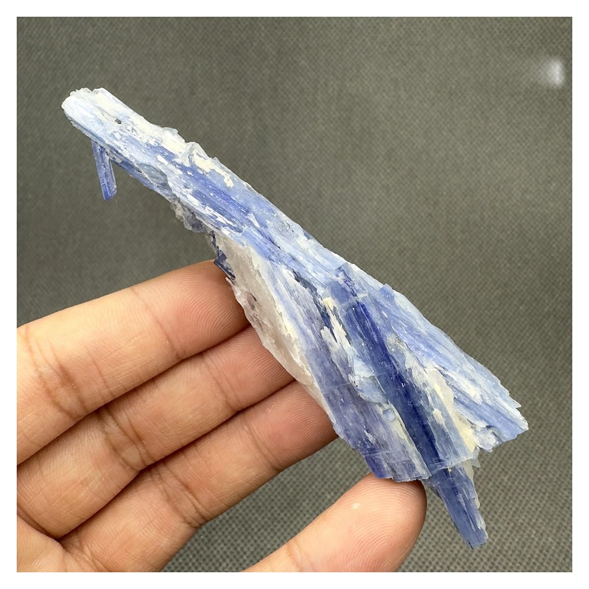 LQYXGS Crystal Stone Home Decor Natural Blue Kyanite Mineral Specimens Quartz Crystals