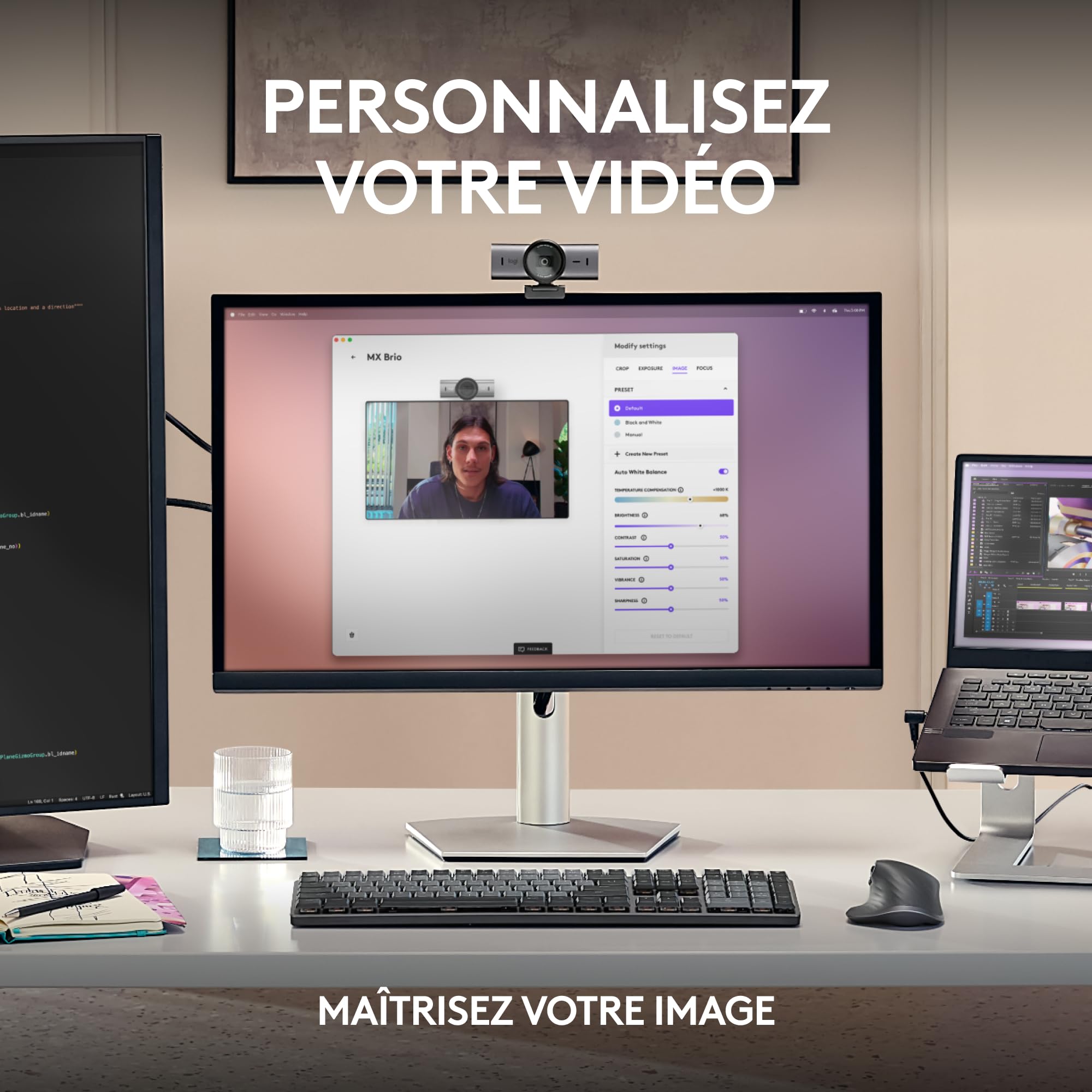 Logitech MX Brio Webcam de Collaboration et Streaming 4K Ultra HD, 1080p à 60 IPS, 2 micros avec réduction de Bruit, Show Mode, USB-C, Cache pour Webcam, Microsoft Teams, Zoom, Google Meet, Graphite