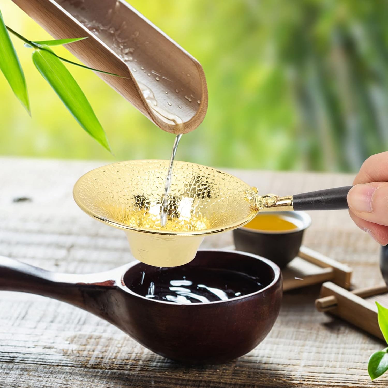 Copper Tea Leaker Tea Infuser for Home Mesh Design Tea Strainer Comfortable Grip Tea Filter Convenient Tea Strainer Long Handle Tea Filter Tea Strainer with Handle Home Tea Infuser