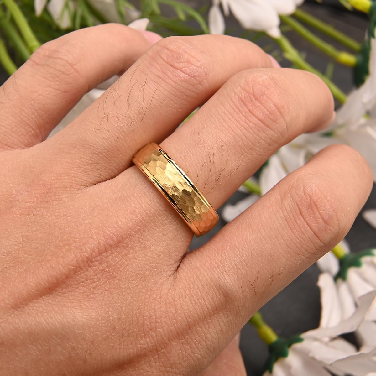 Tungsten Carbide Rings for Men and Women Golden/Black/Silvery Hammered and Grooved Men's Engagement Wedding Bands Simple High Polished