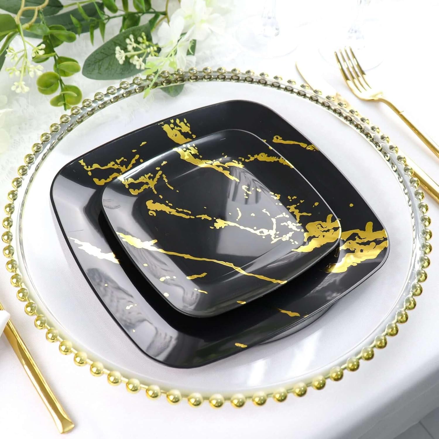 Efavormart 10 Pack 8 Inch Square Disposable Plastic Salad Plates, Black & Gold Marble Design - Medium Heavy Duty Fancy Party Plates for Cocktail, New Year Eve, Graduation
