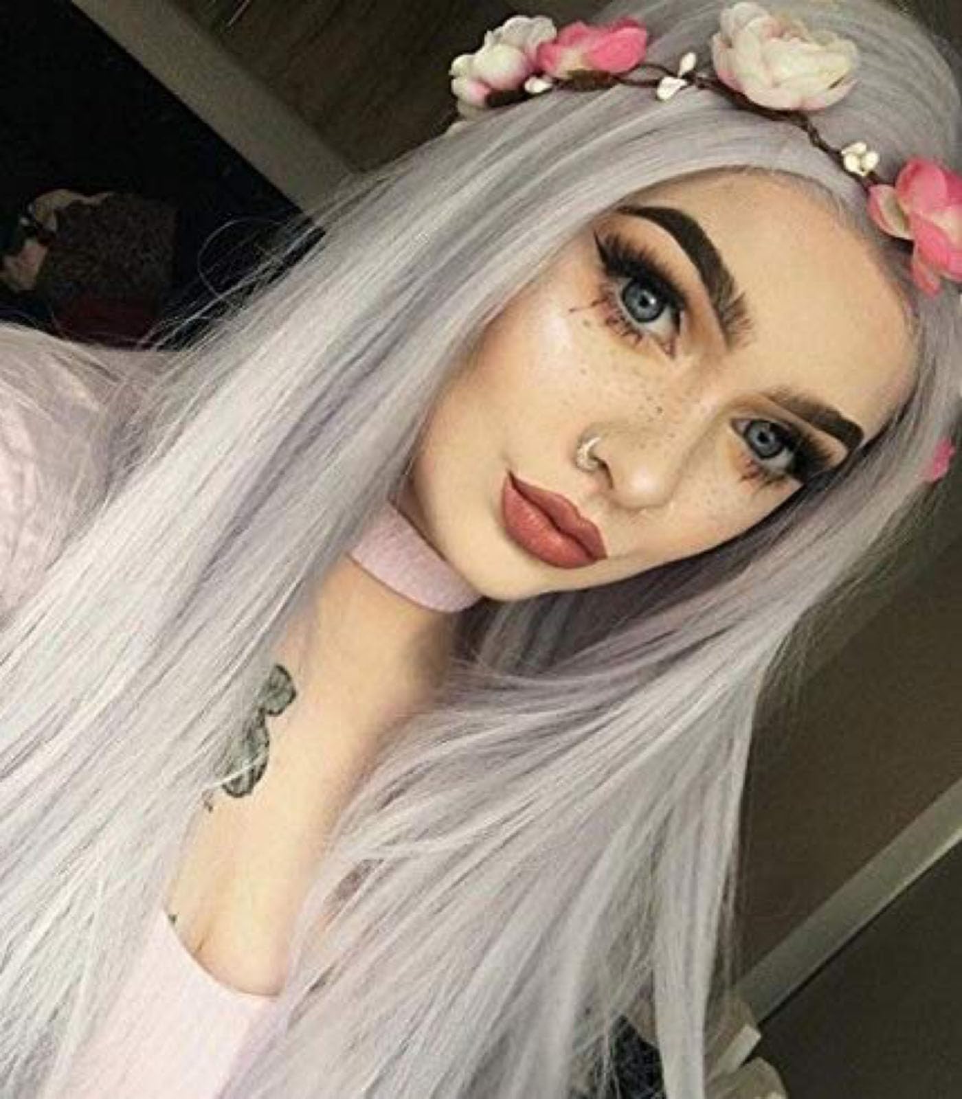 Silver Wig Long Straight Wig for Girl Women Side Part Natural Looking Synthetic Heat Resistant Fiber Halloween Cosplay Costume