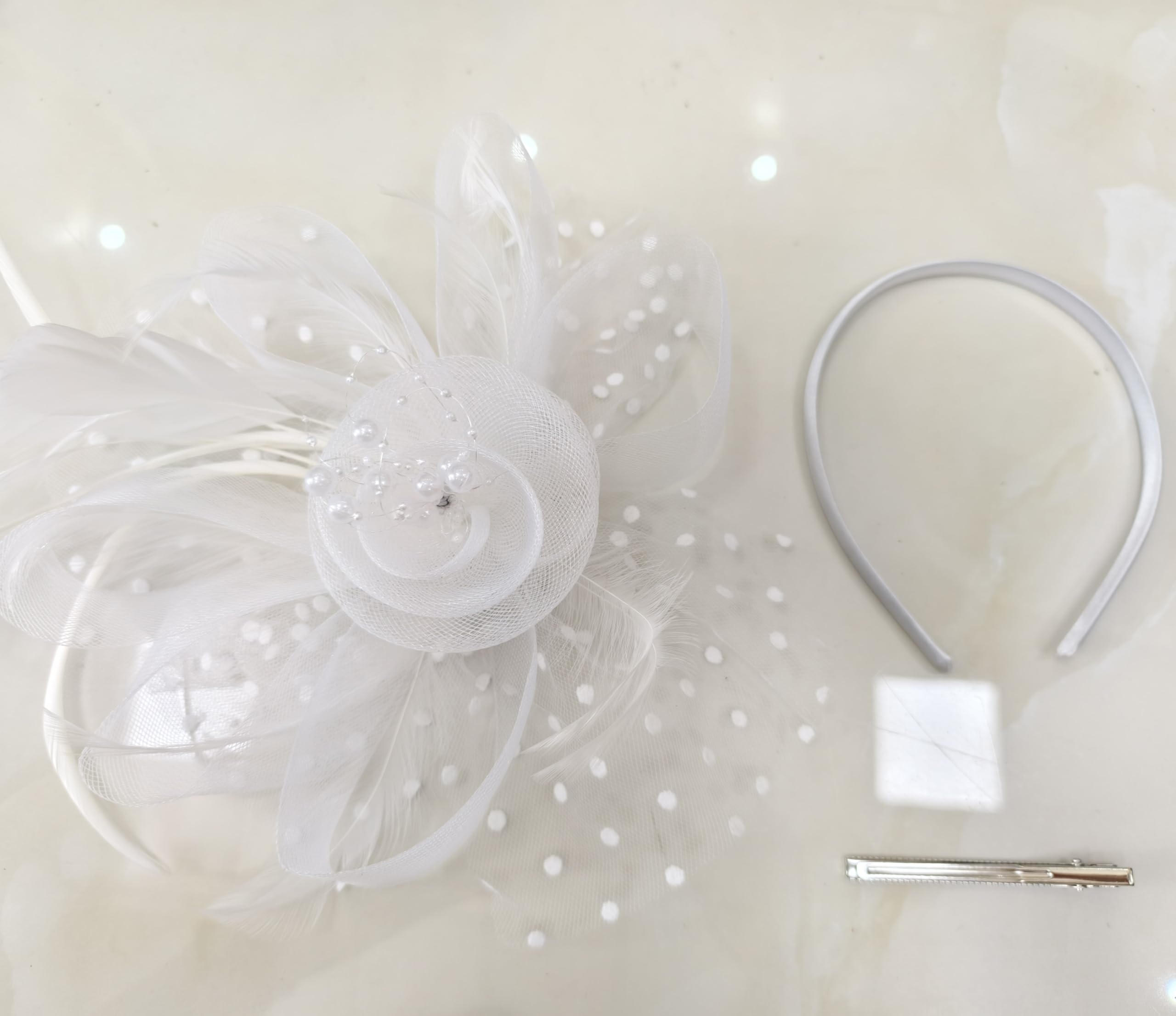 Fascinators Hat for Women Tea Party Headband Wedding Flower Cocktail Mesh Feathers Hair Clip Hat White