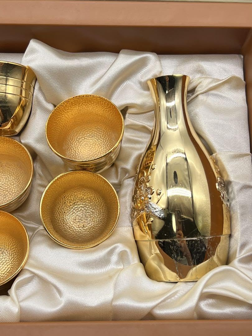 24KGP酒器セット Amazon.co.jp: 豪華絢爛 24KGP 金杯金盃&徳利 7点セット