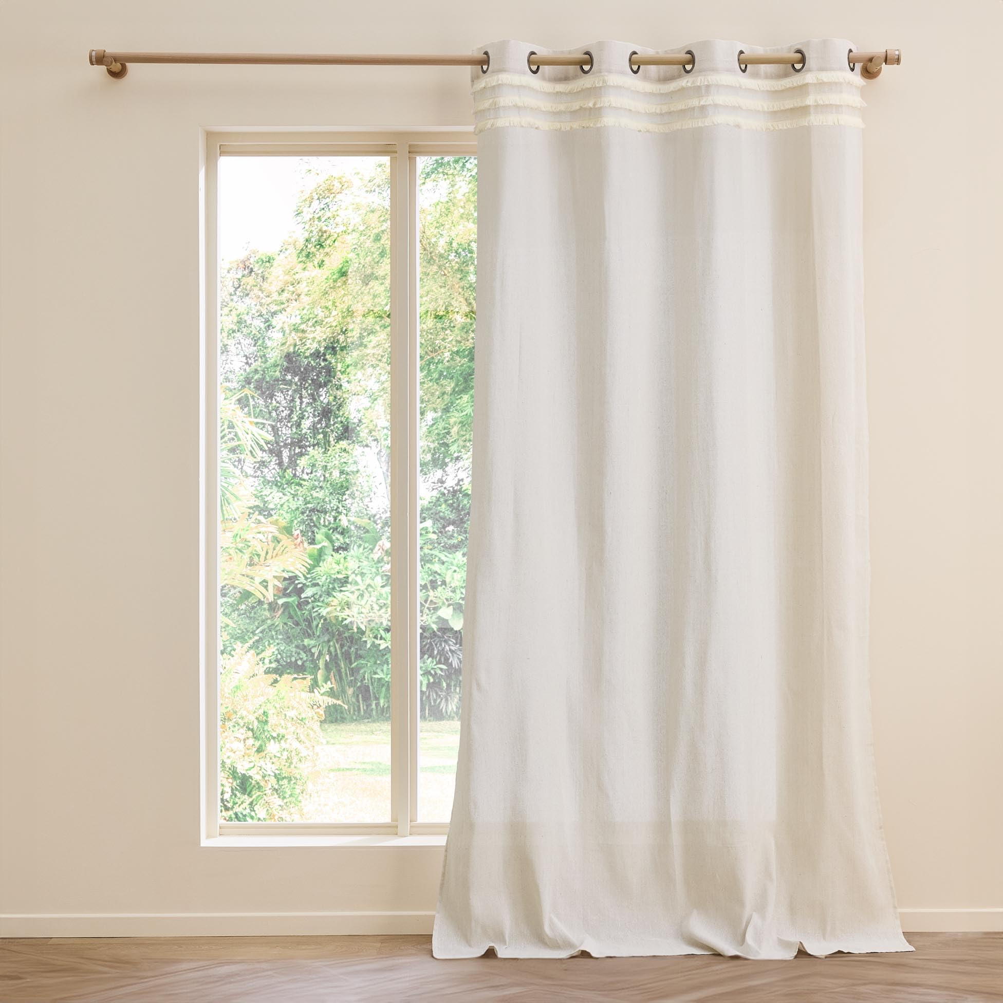 Douceur d'Intérieur, 140 x 240 cm Green Polycotton Eyelet Curtain with Fringes